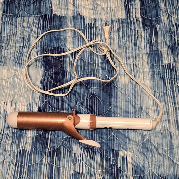 Conair 1.5" Ceramic Barrel Curling Iron GUC - Picture 1 of 7